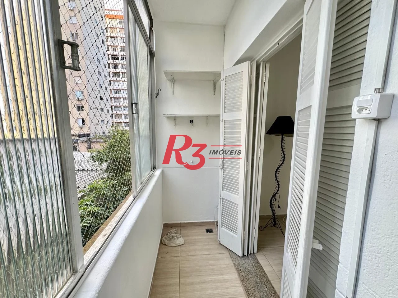 Apartamento com 1 dormitório para alugar, 55 m² por R$ 3.000,00/mês - Boqueirão - Santos/SP