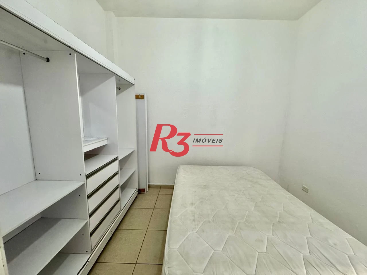 Apartamento com 1 dormitório para alugar, 55 m² por R$ 3.000,00/mês - Boqueirão - Santos/SP