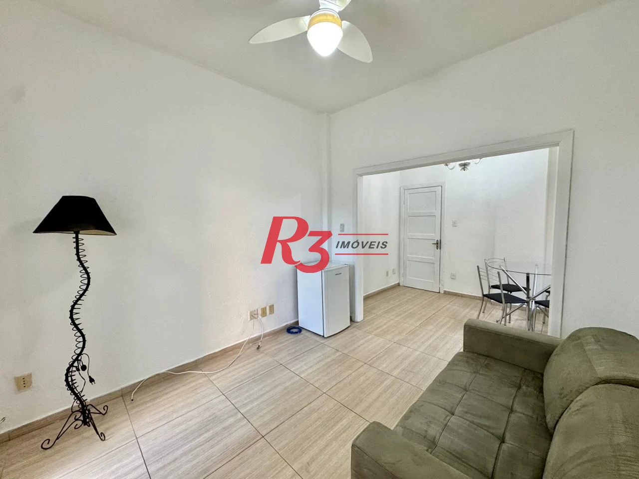 Apartamento com 1 dormitório para alugar, 55 m² por R$ 3.000,00/mês - Boqueirão - Santos/SP