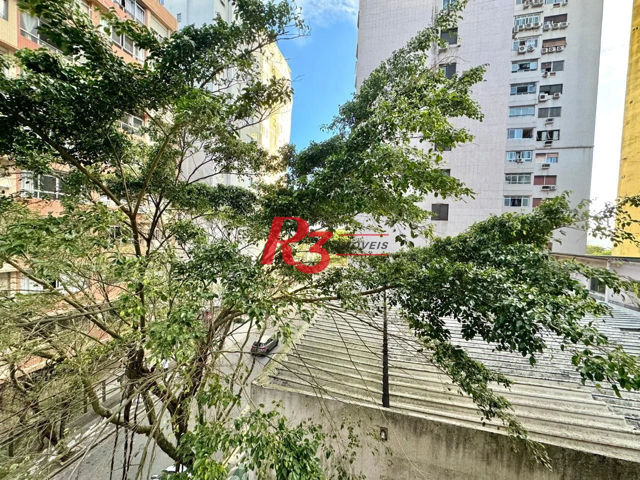Apartamento com 1 dormitório para alugar, 55 m² por R$ 3.000,00/mês - Boqueirão - Santos/SP