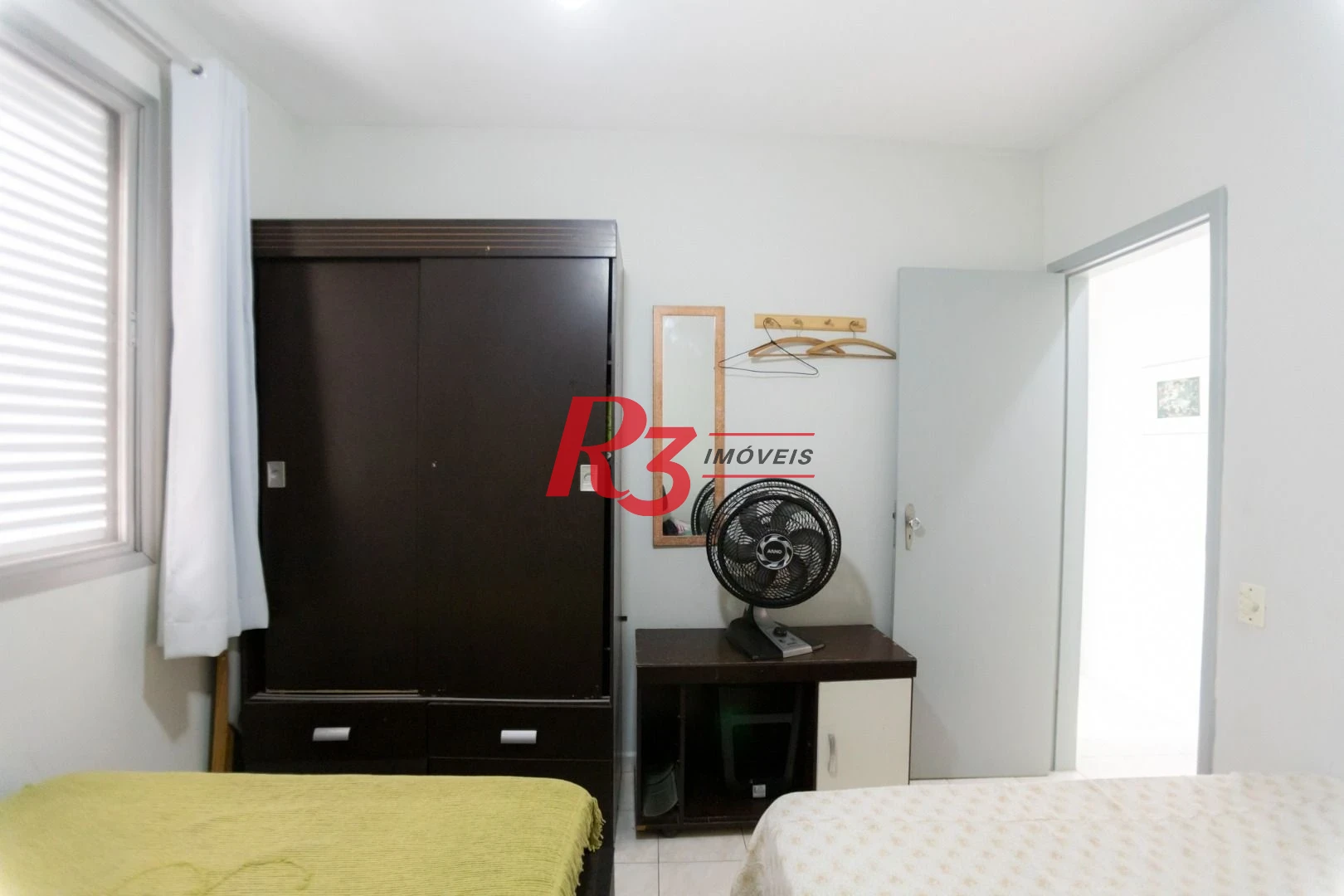 Apartamento com 2 dormitórios à venda, 72 m² por R$ 585.000,00 - José Menino - Santos/SP