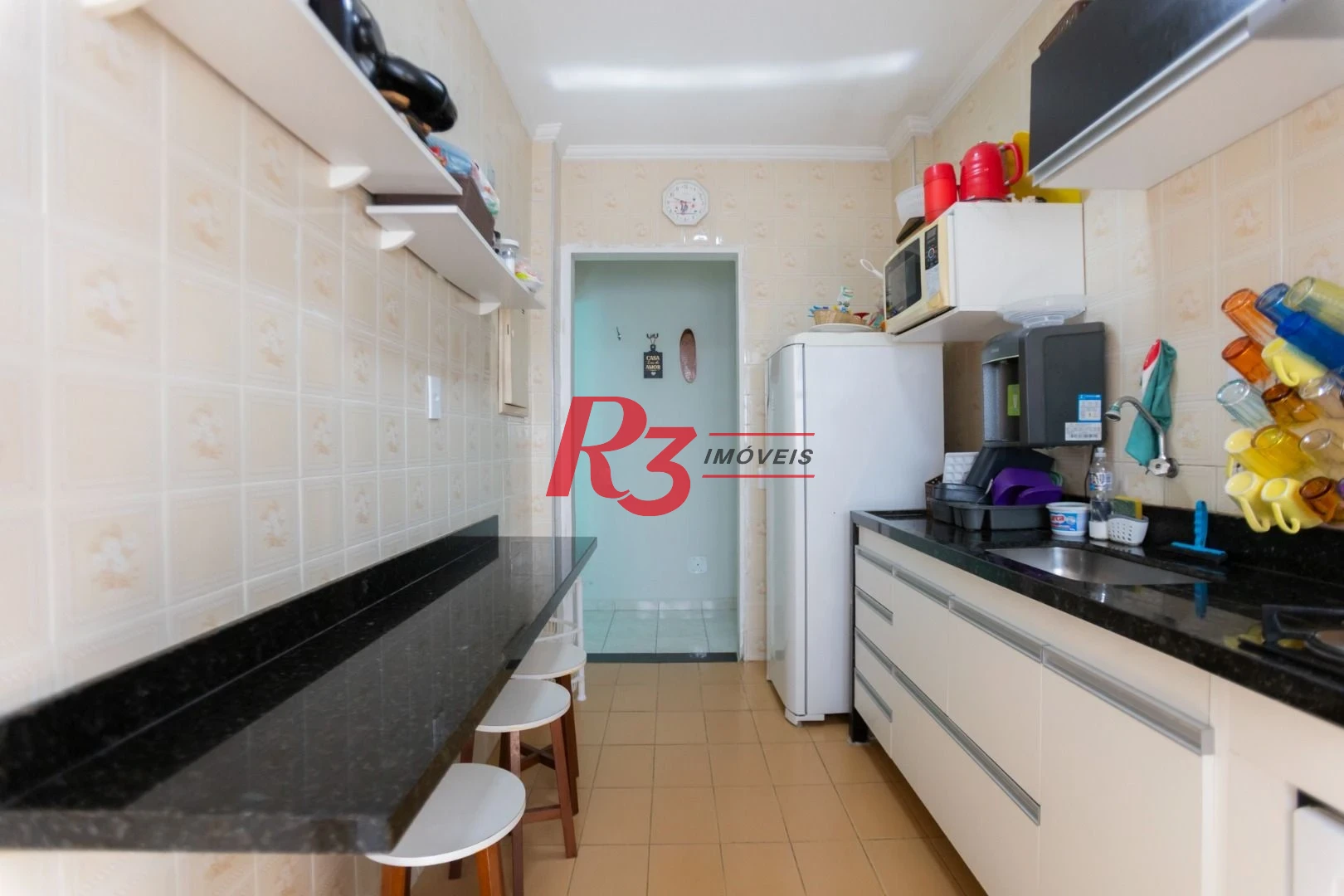 Apartamento com 2 dormitórios à venda, 72 m² por R$ 585.000,00 - José Menino - Santos/SP