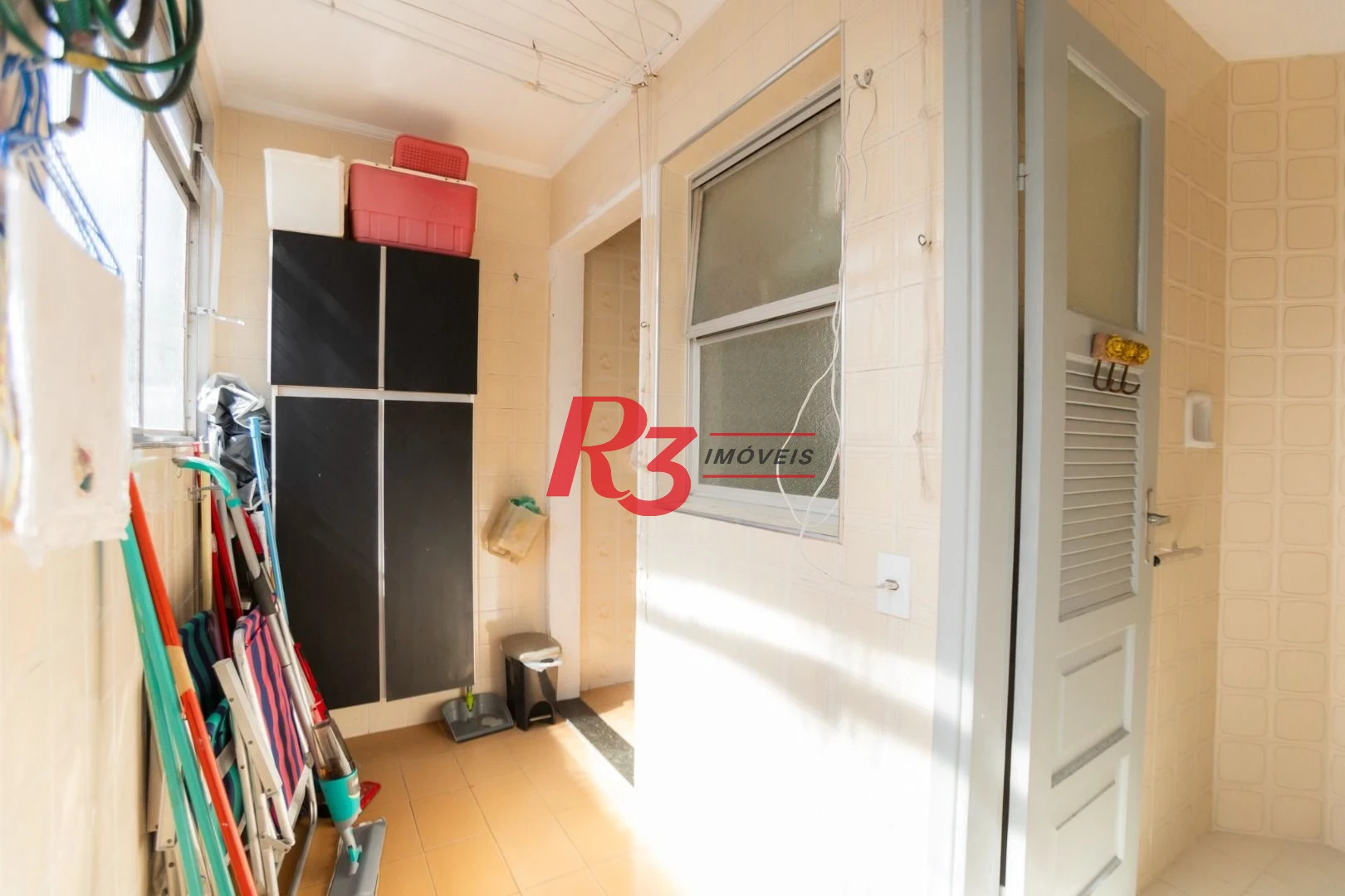 Apartamento com 2 dormitórios à venda, 72 m² por R$ 585.000,00 - José Menino - Santos/SP