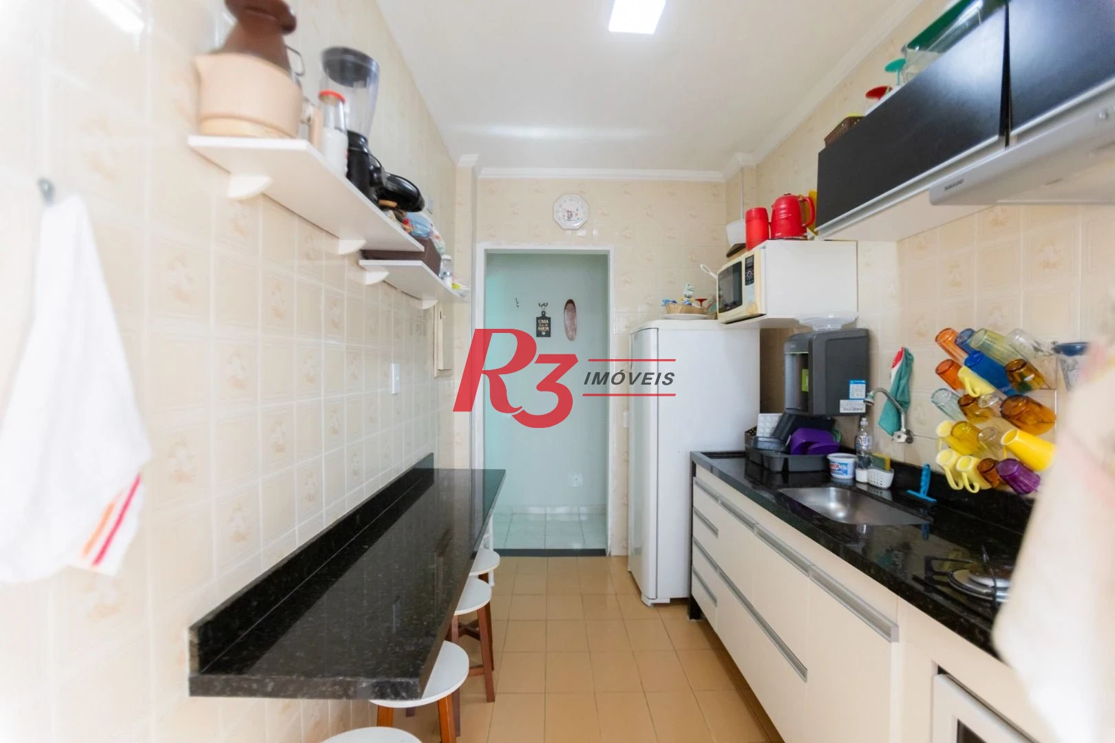 Apartamento com 2 dormitórios à venda, 72 m² por R$ 585.000,00 - José Menino - Santos/SP