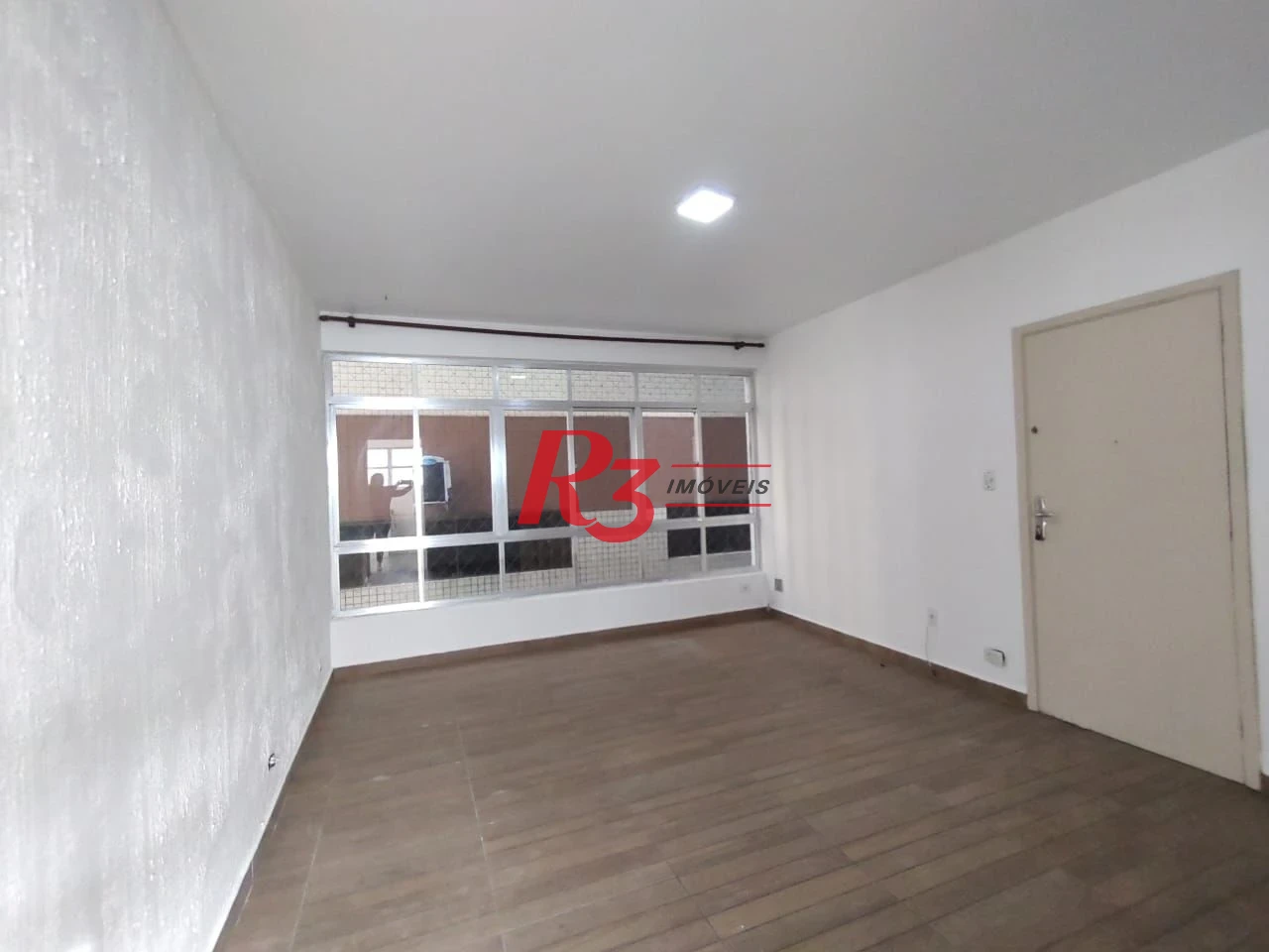 Apartamento com 2 dormitórios à venda, 84 m² por R$ 370.000,00 - Centro - São Vicente/SP