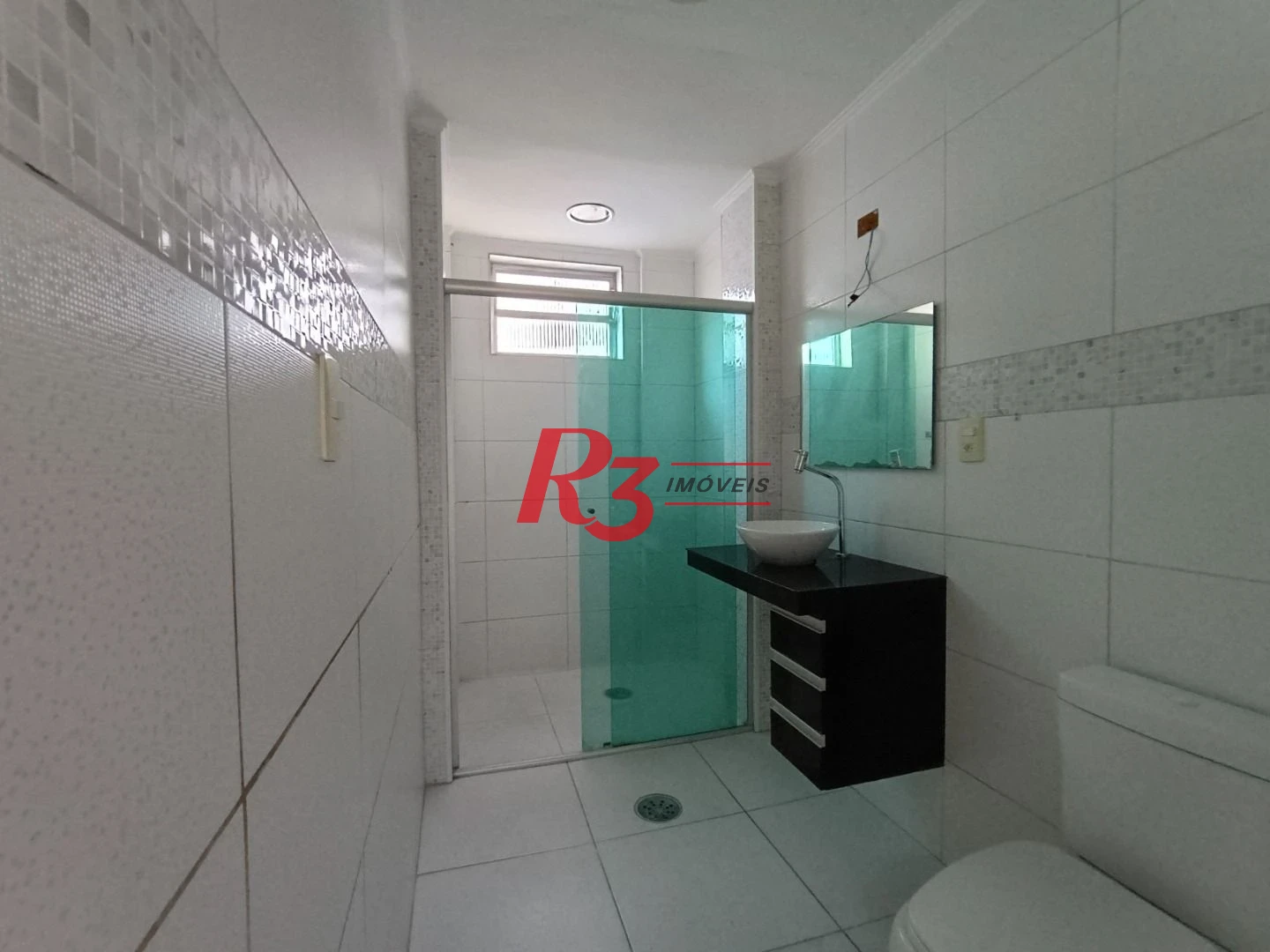Apartamento com 1 dormitório à venda, 77 m² por R$ 300.000,00 - Itararé - São Vicente/SP