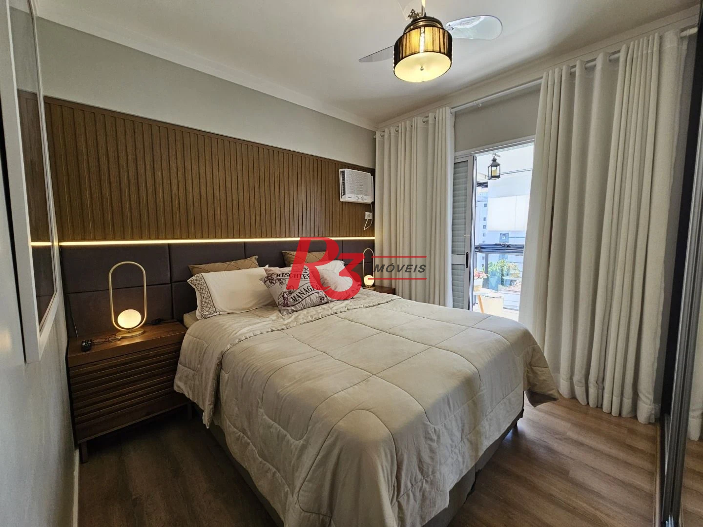 Apartamento com 3 dormitórios à venda, 128 m² por R$ 1.850.000,00 - Gonzaga - Santos/SP