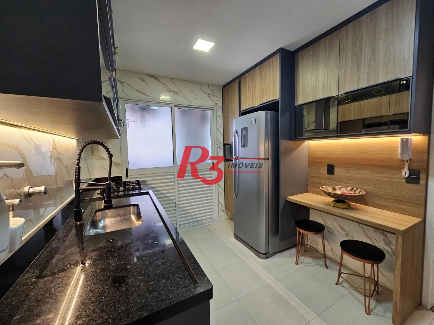Apartamento com 3 dormitórios à venda, 128 m² por R$ 1.850.000,00 - Gonzaga - Santos/SP