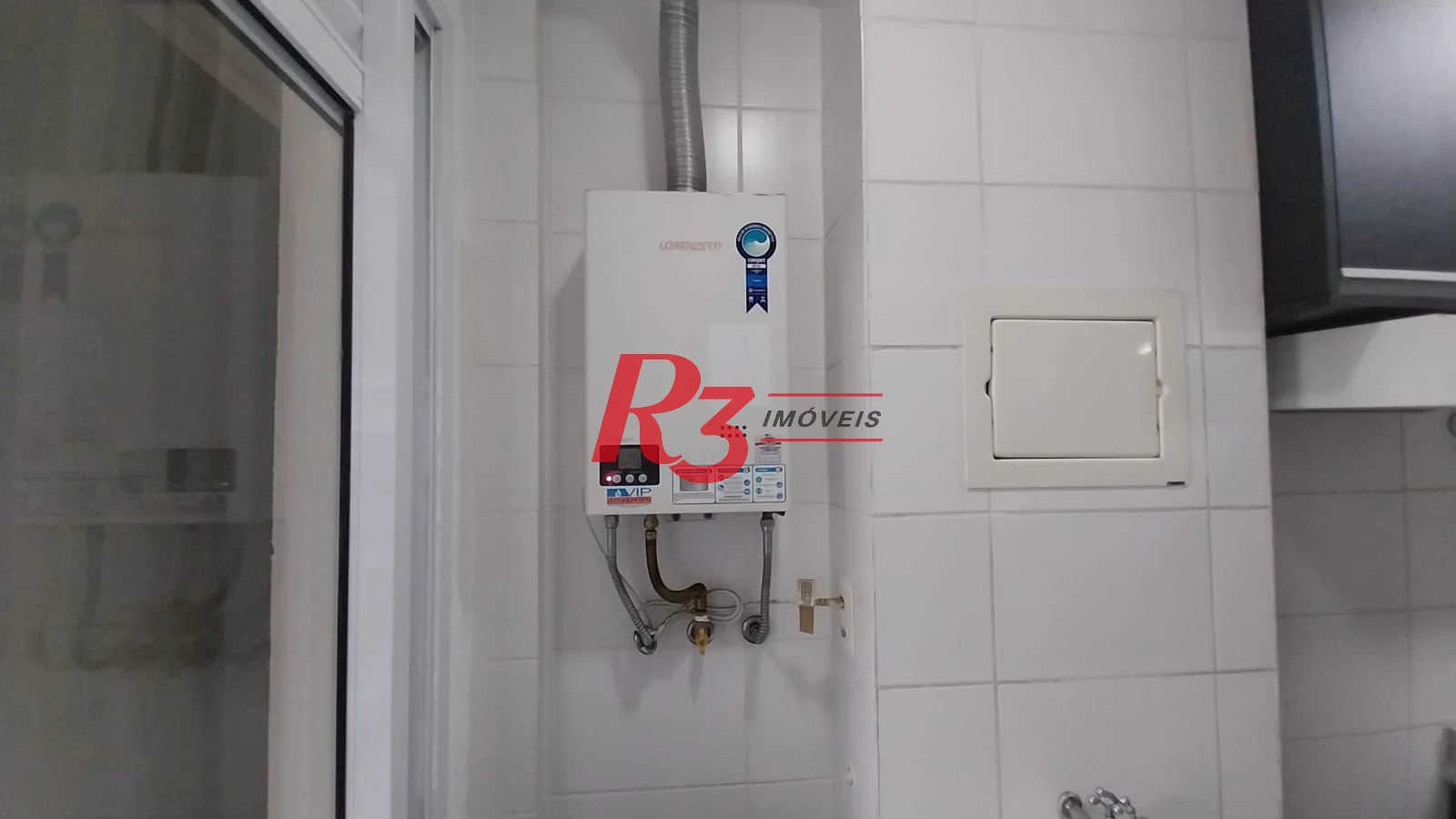 Apartamento com 1 dormitório para alugar, 49 m² por R$ 3.200,02/mês - Vila Matias - Santos/SP