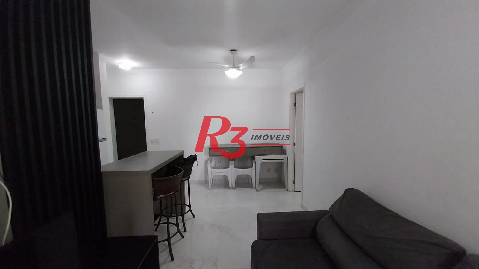 Apartamento com 1 dormitório para alugar, 49 m² por R$ 3.200,02/mês - Vila Matias - Santos/SP