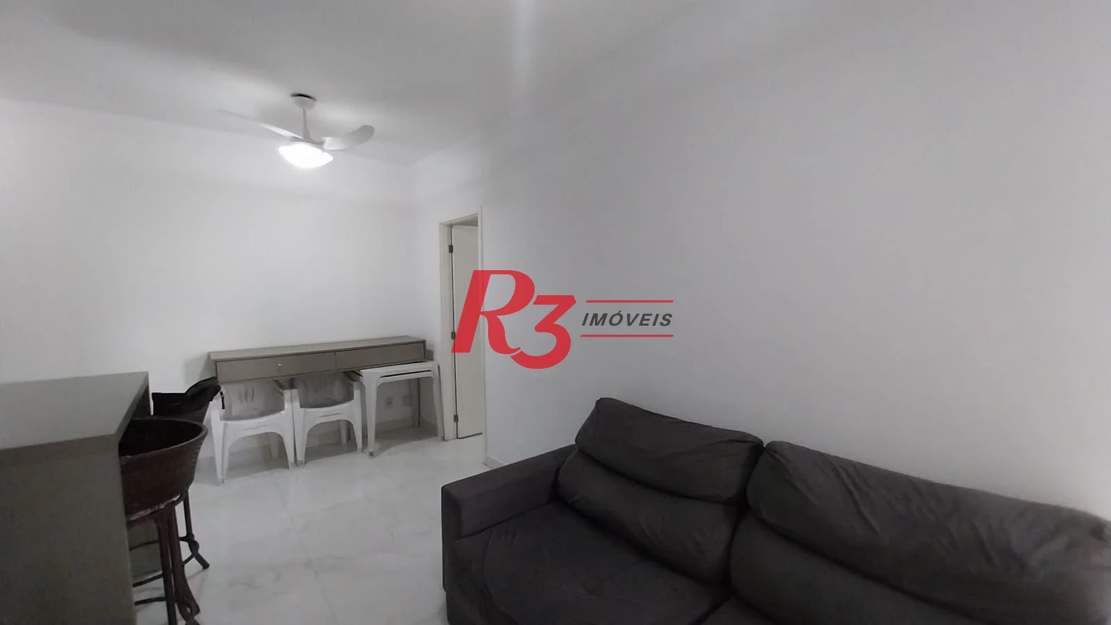 Apartamento com 1 dormitório para alugar, 49 m² por R$ 3.200,02/mês - Vila Matias - Santos/SP