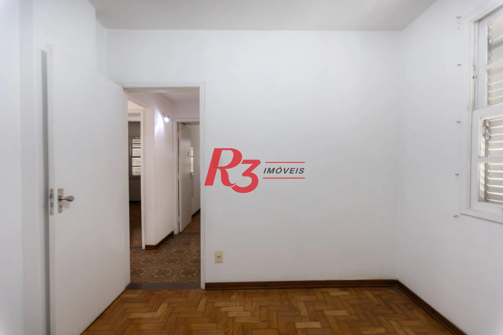 Apartamento com 3 dormitórios à venda, 97 m² por R$ 583.000,00 - Gonzaga - Santos/SP
