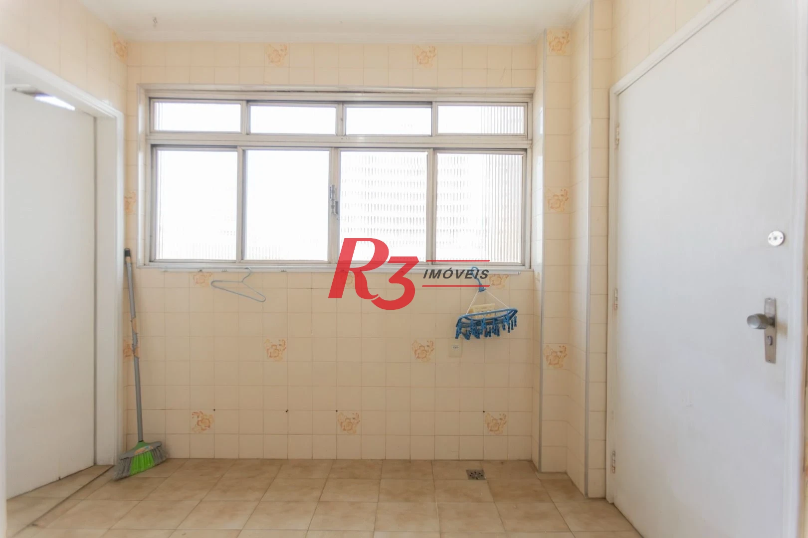 Apartamento com 3 dormitórios à venda, 97 m² por R$ 583.000,00 - Gonzaga - Santos/SP