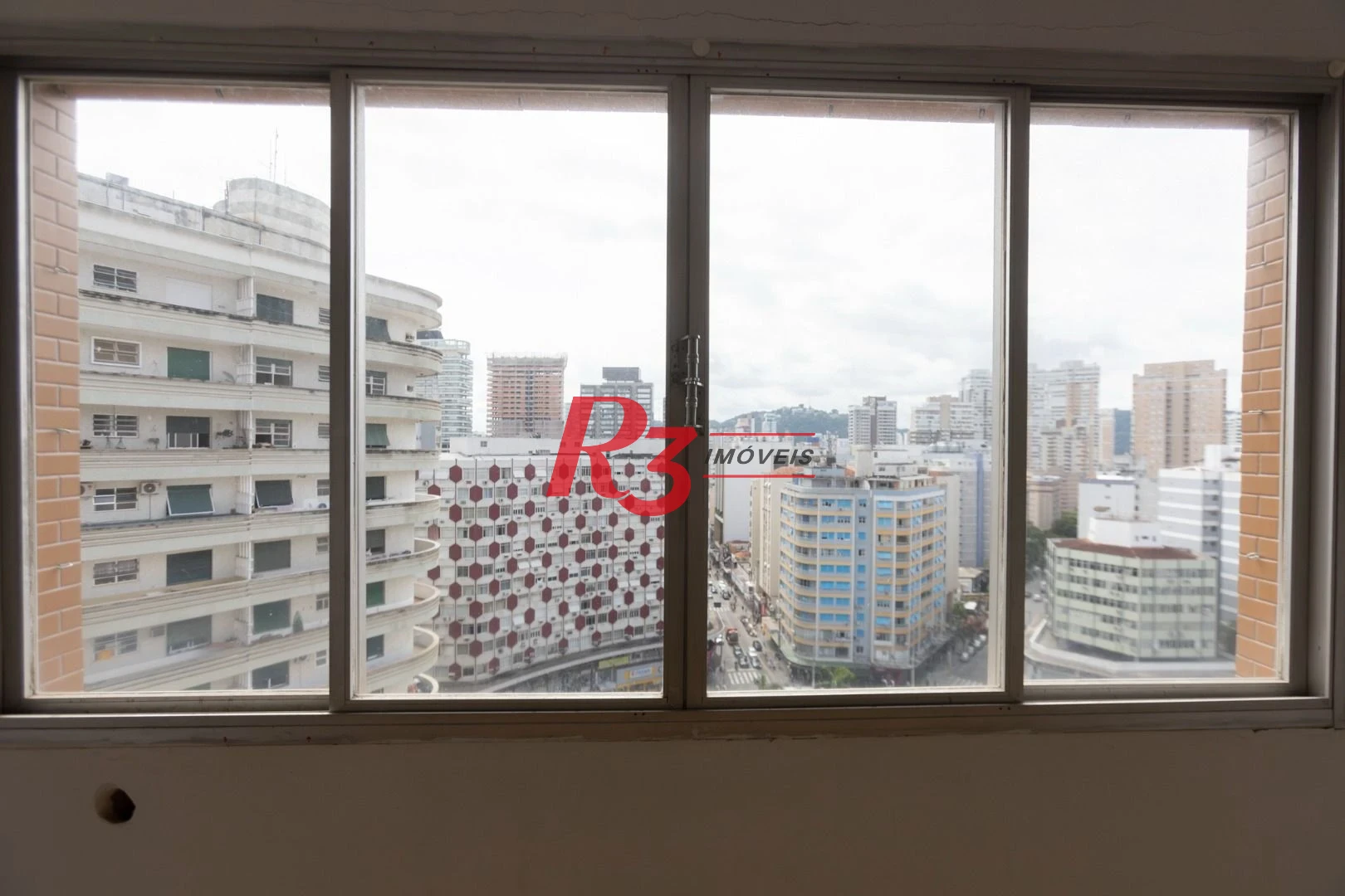 Apartamento com 3 dormitórios à venda, 97 m² por R$ 583.000,00 - Gonzaga - Santos/SP