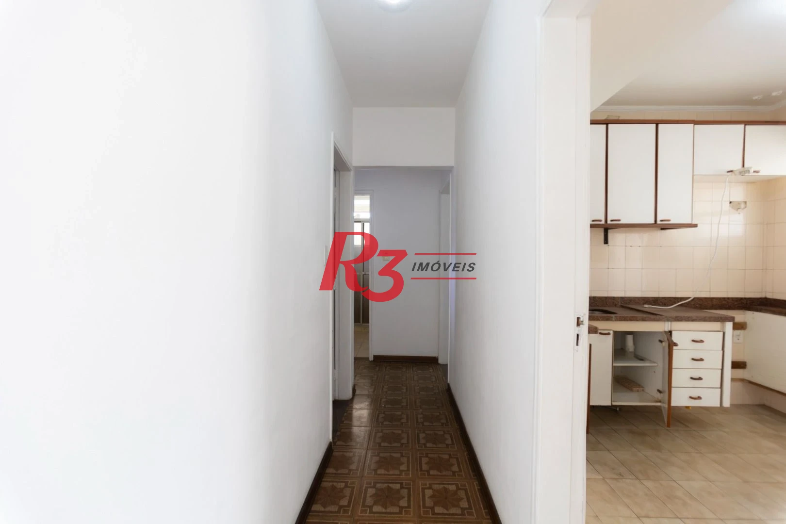 Apartamento com 3 dormitórios à venda, 97 m² por R$ 583.000,00 - Gonzaga - Santos/SP
