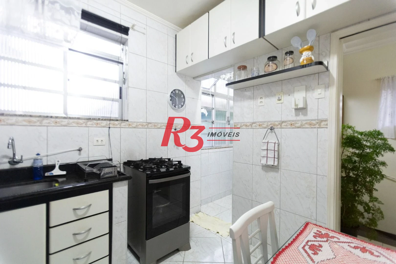 Apartamento com 2 dormitórios à venda, 80 m² por R$ 480.000,00 - Campo Grande - Santos/SP