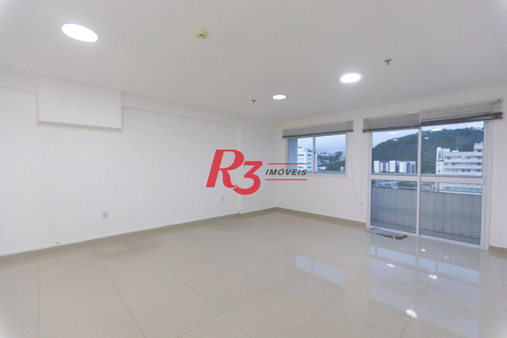 Sala para alugar, 53 m² por R$ 3.500,02/mês - Vila Matias - Santos/SP