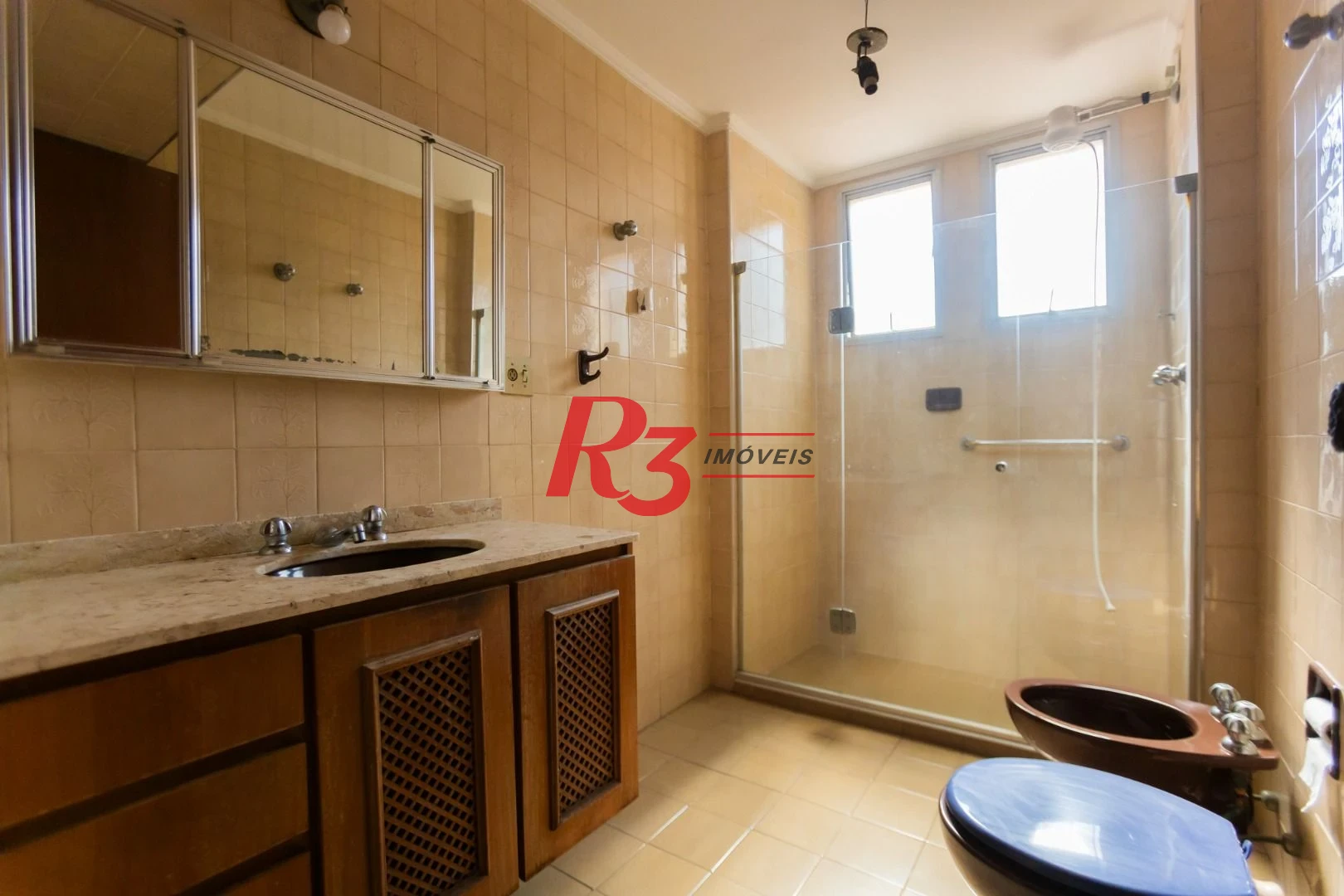 Apartamento com 3 dormitórios à venda, 188 m² por R$ 1.600.000,00 - Gonzaga - Santos/SP