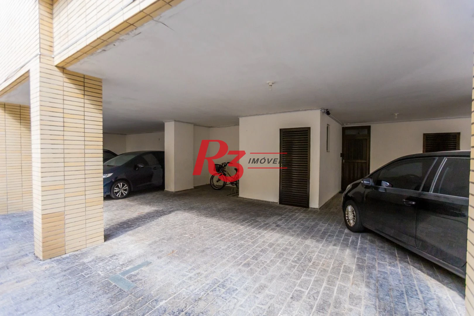 Apartamento com 3 dormitórios à venda, 188 m² por R$ 1.600.000,00 - Gonzaga - Santos/SP