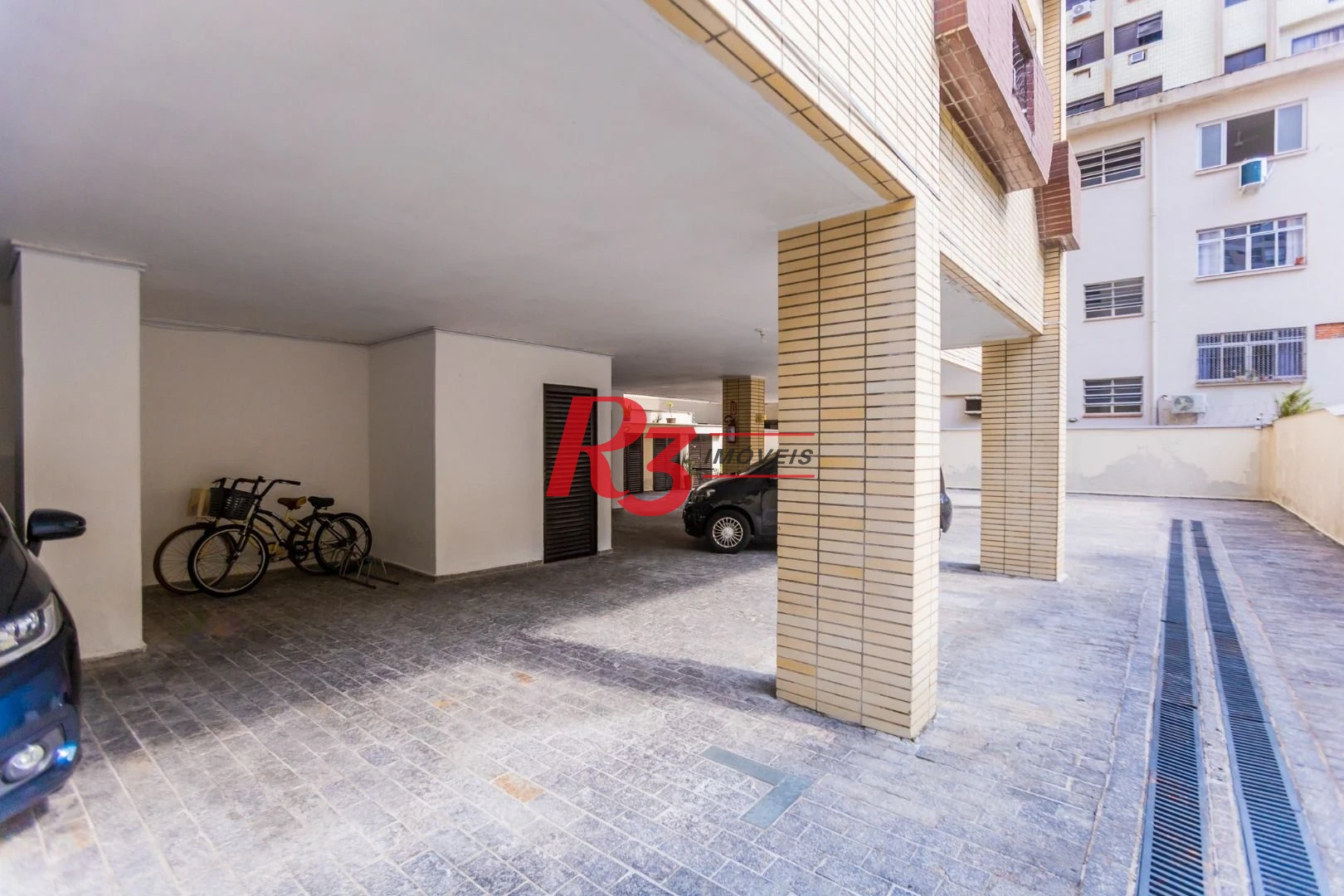 Apartamento com 3 dormitórios à venda, 188 m² por R$ 1.600.000,00 - Gonzaga - Santos/SP