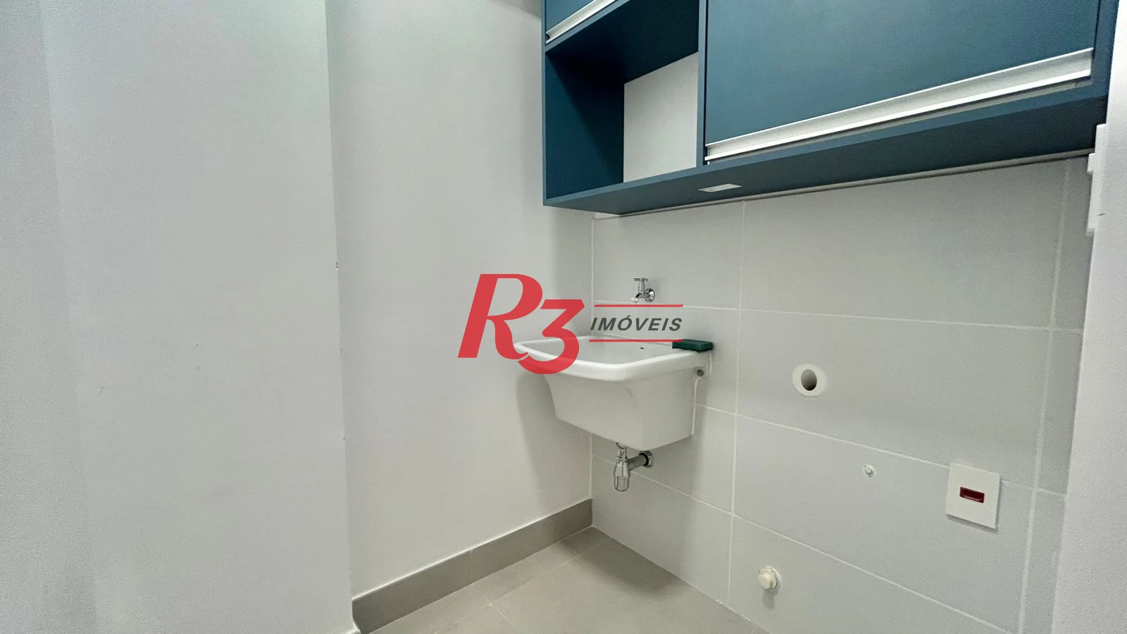 Apartamento com 1 dormitório para alugar, 47 m² por R$ 6.500,00/mês - Embaré - Santos/SP