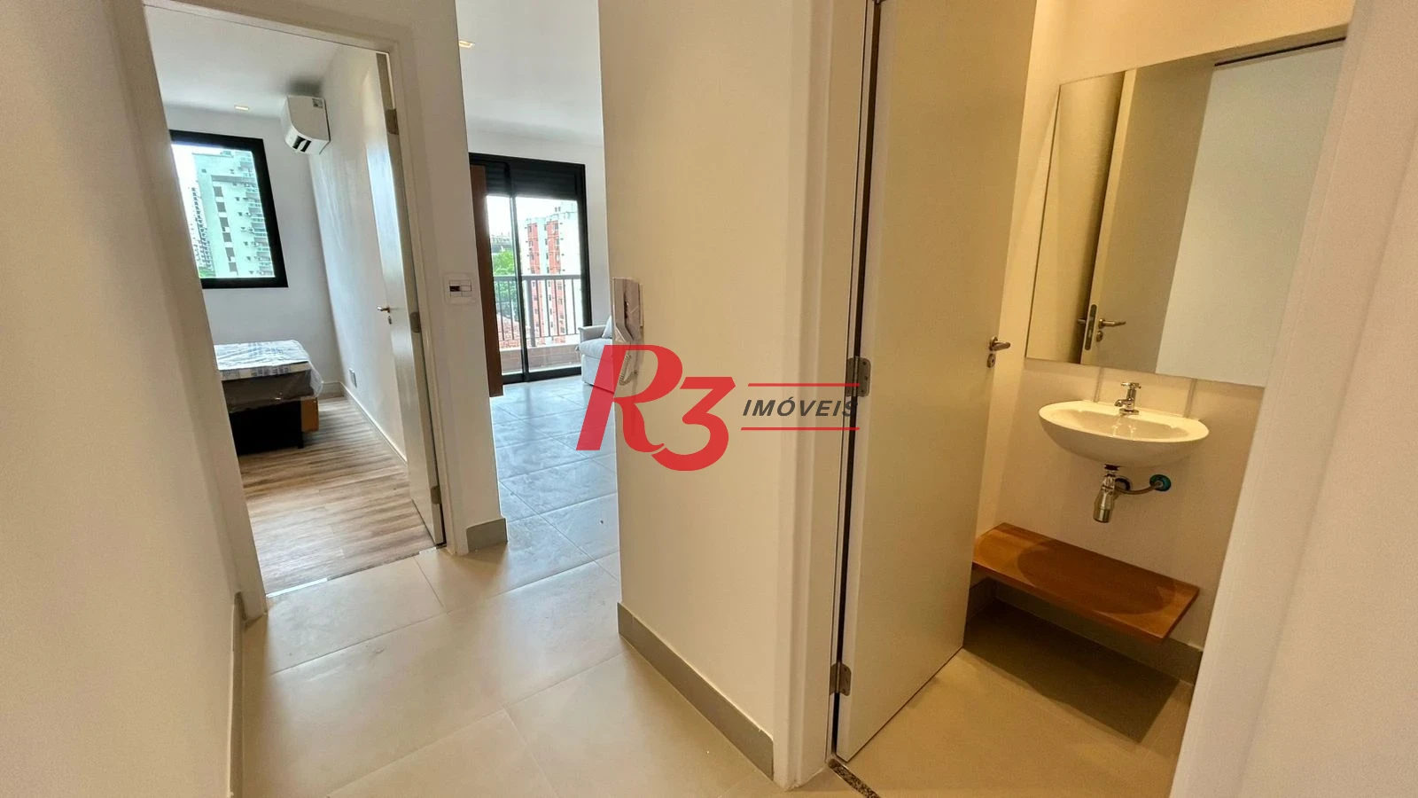 Apartamento com 1 dormitório para alugar, 47 m² por R$ 6.500,00/mês - Embaré - Santos/SP