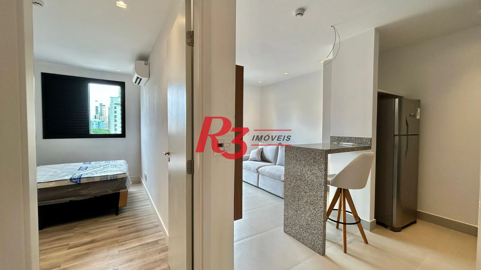 Apartamento com 1 dormitório para alugar, 47 m² por R$ 6.500,00/mês - Embaré - Santos/SP