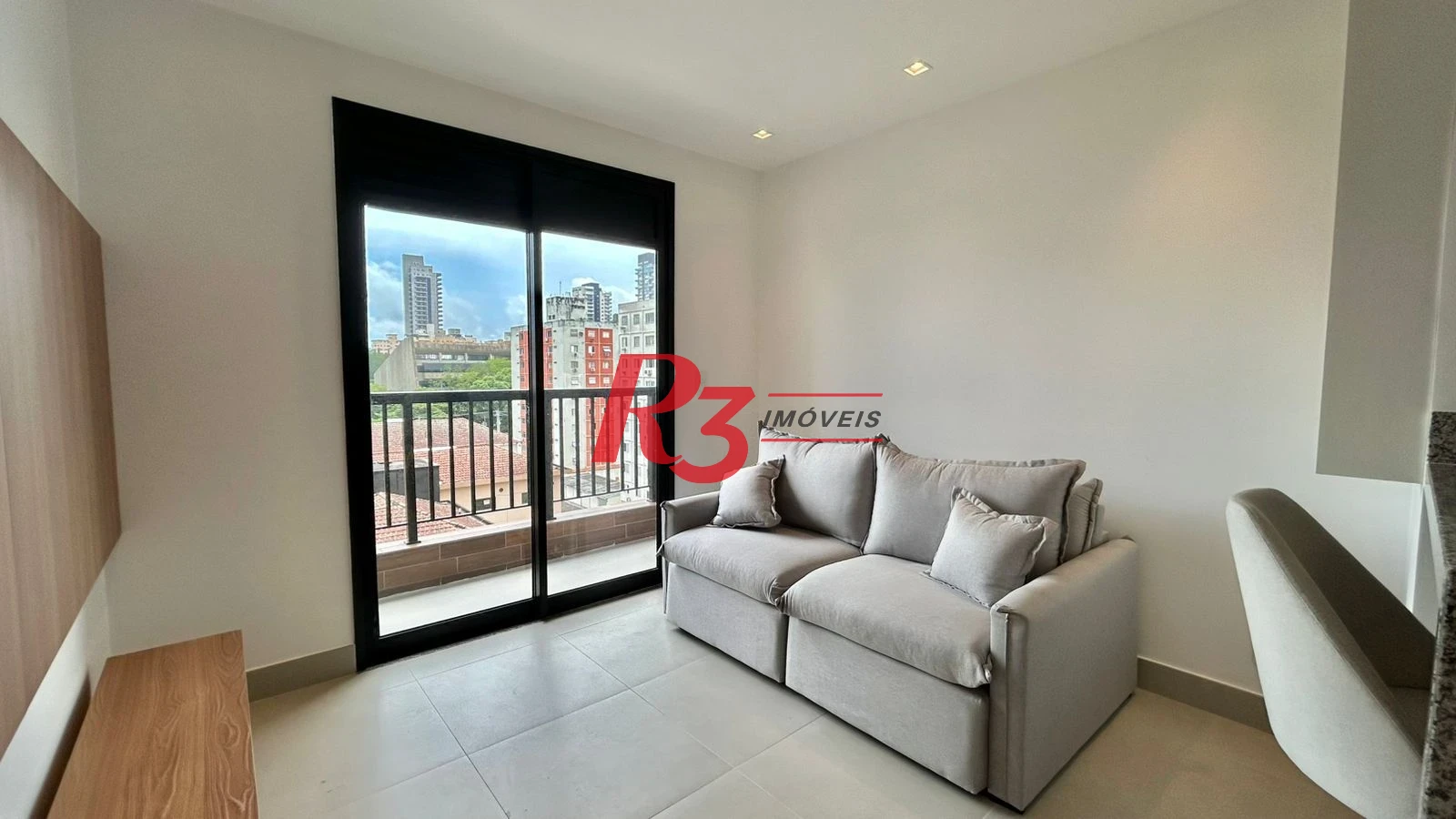 Apartamento com 1 dormitório para alugar, 47 m² por R$ 6.500,00/mês - Embaré - Santos/SP