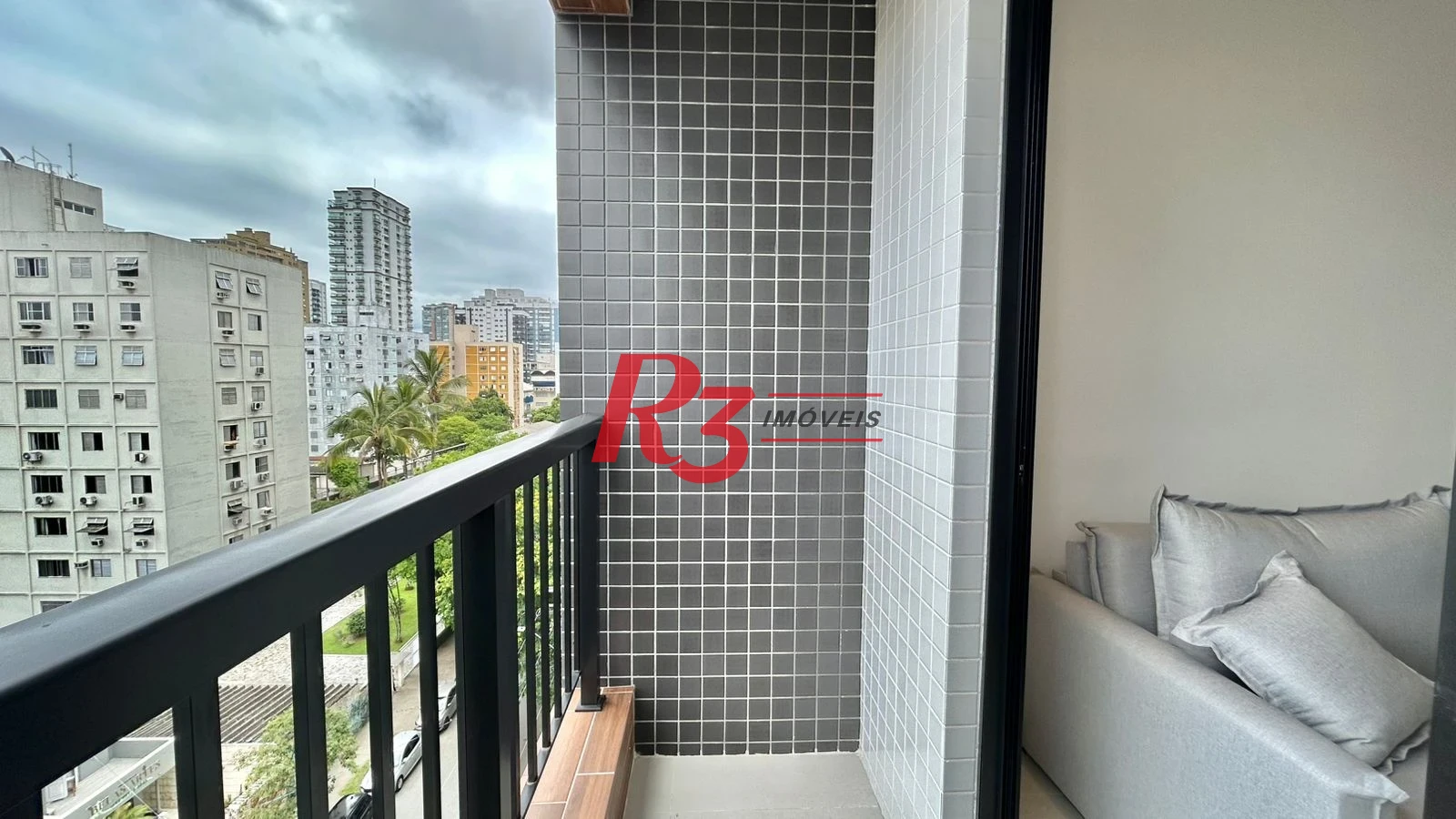 Apartamento com 1 dormitório para alugar, 47 m² por R$ 6.500,00/mês - Embaré - Santos/SP