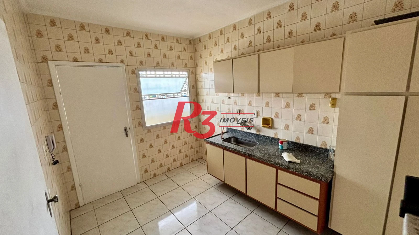 Apartamento com 1 dormitório à venda, 65 m² por R$ 410.000,00 - Boqueirão - Santos/SP