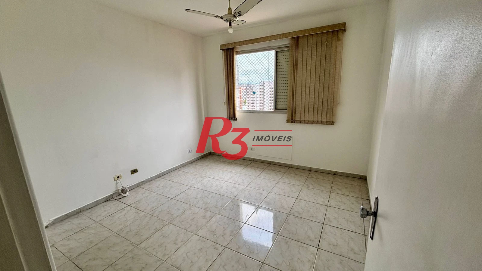 Apartamento com 1 dormitório à venda, 65 m² por R$ 410.000,00 - Boqueirão - Santos/SP