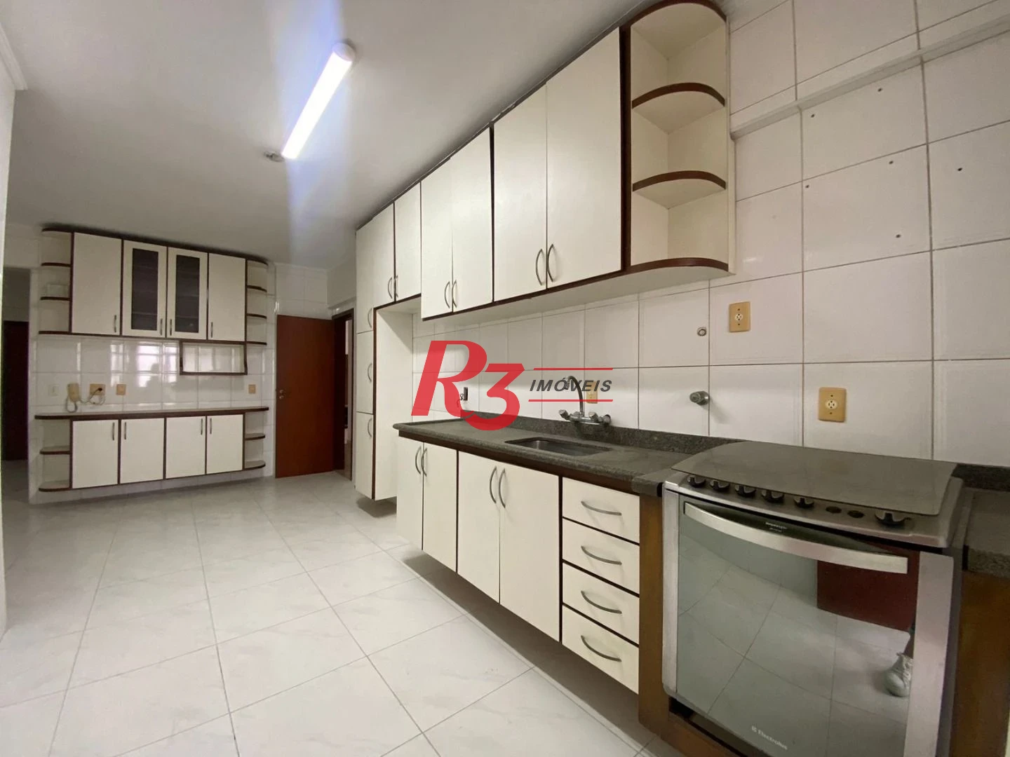 Apartamento com 3 dormitórios à venda, 118 m² por R$ 1.149.900,00 - Embaré - Santos/SP