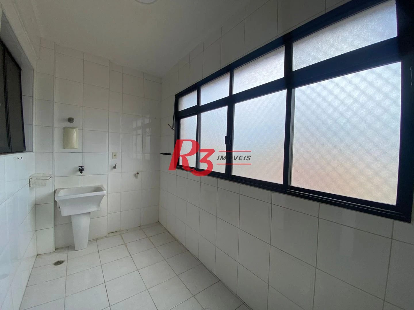 Apartamento com 3 dormitórios à venda, 118 m² por R$ 1.149.900,00 - Embaré - Santos/SP