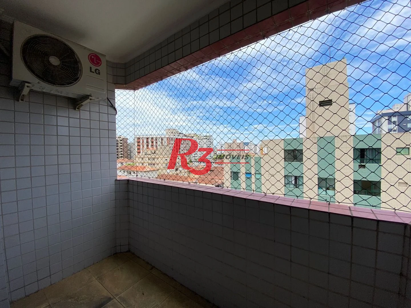 Apartamento com 3 dormitórios à venda, 118 m² por R$ 1.149.900,00 - Embaré - Santos/SP