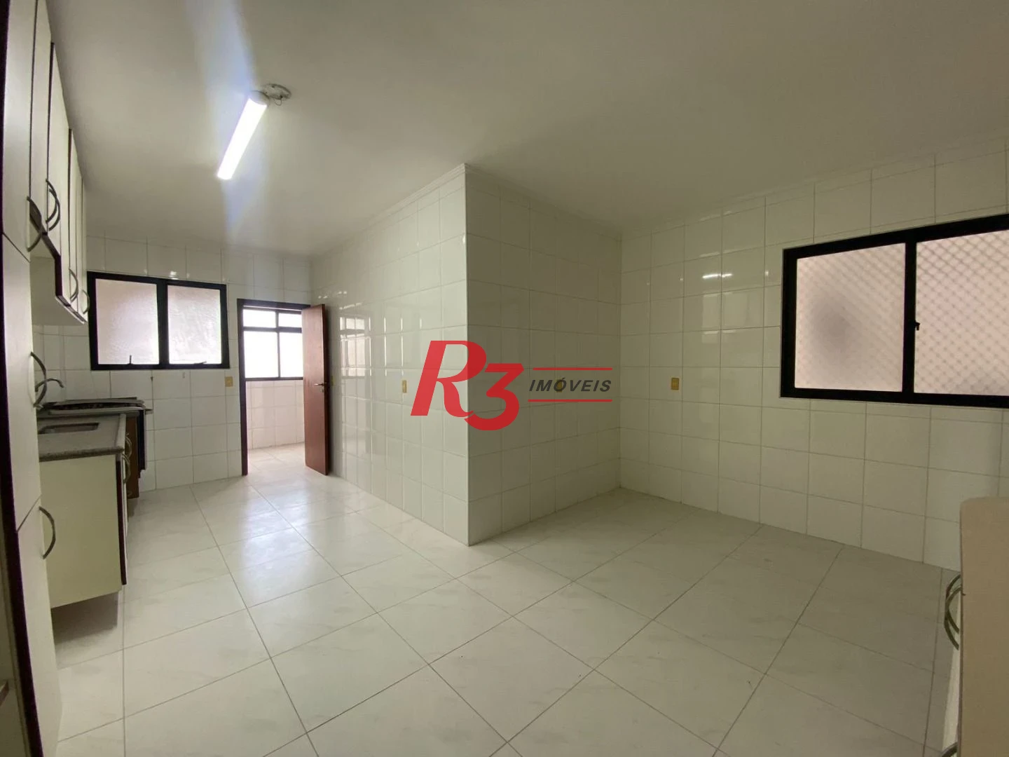 Apartamento com 3 dormitórios à venda, 118 m² por R$ 1.149.900,00 - Embaré - Santos/SP