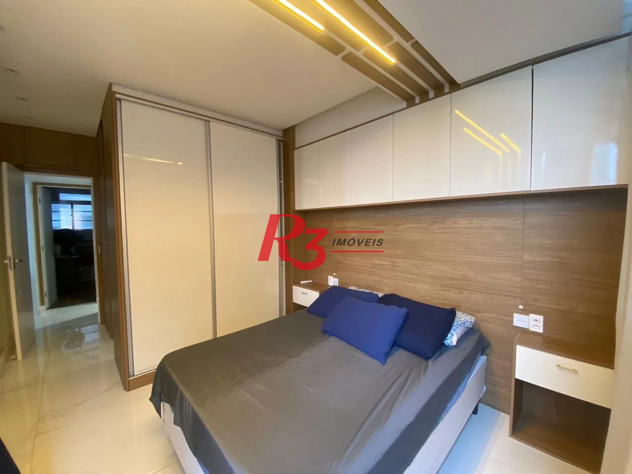 Apartamento com 2 dormitórios para alugar, 71 m² por R$ 5.500,01/mês - Pompéia - Santos/SP