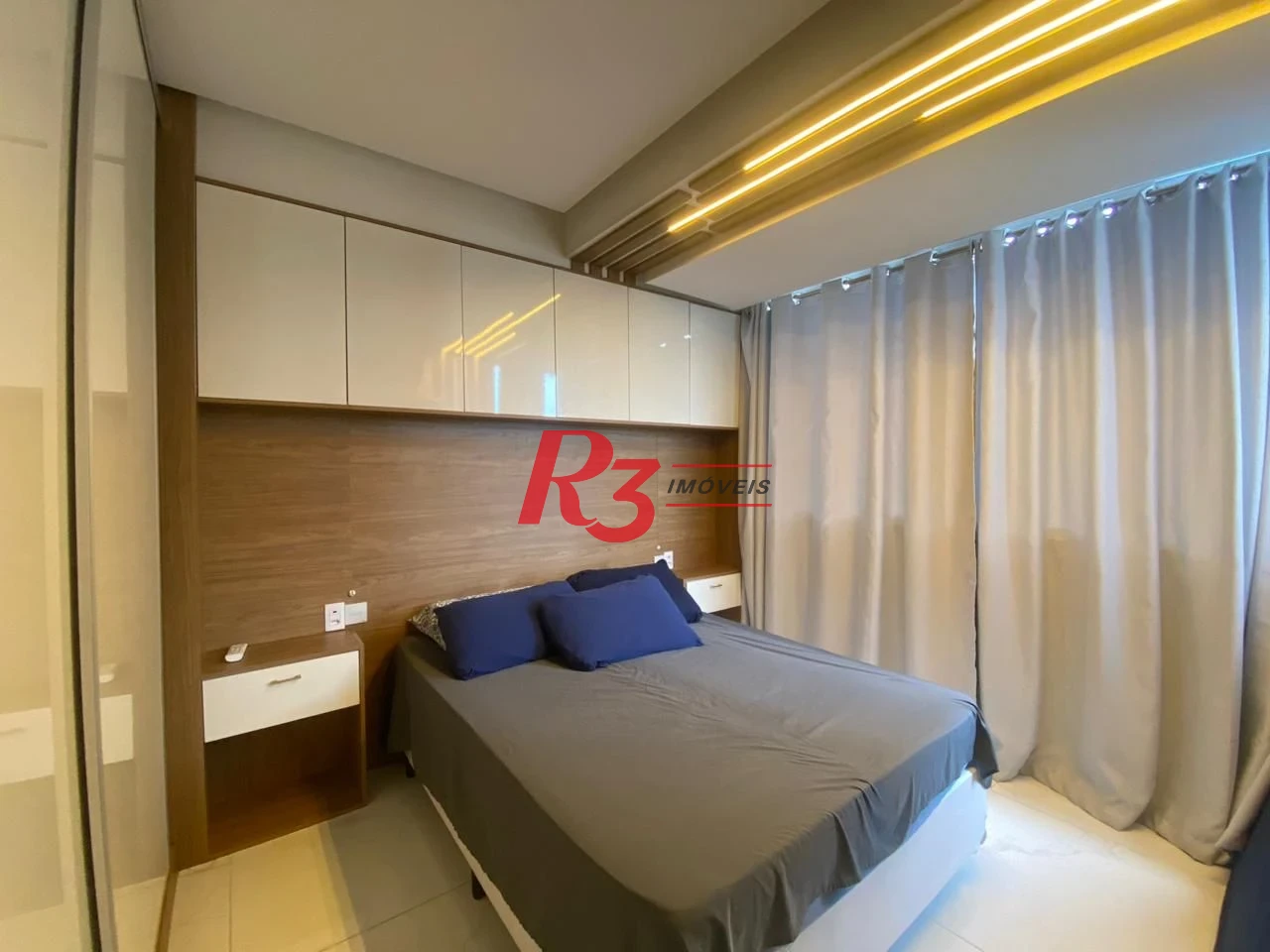 Apartamento com 2 dormitórios para alugar, 71 m² por R$ 5.500,01/mês - Pompéia - Santos/SP