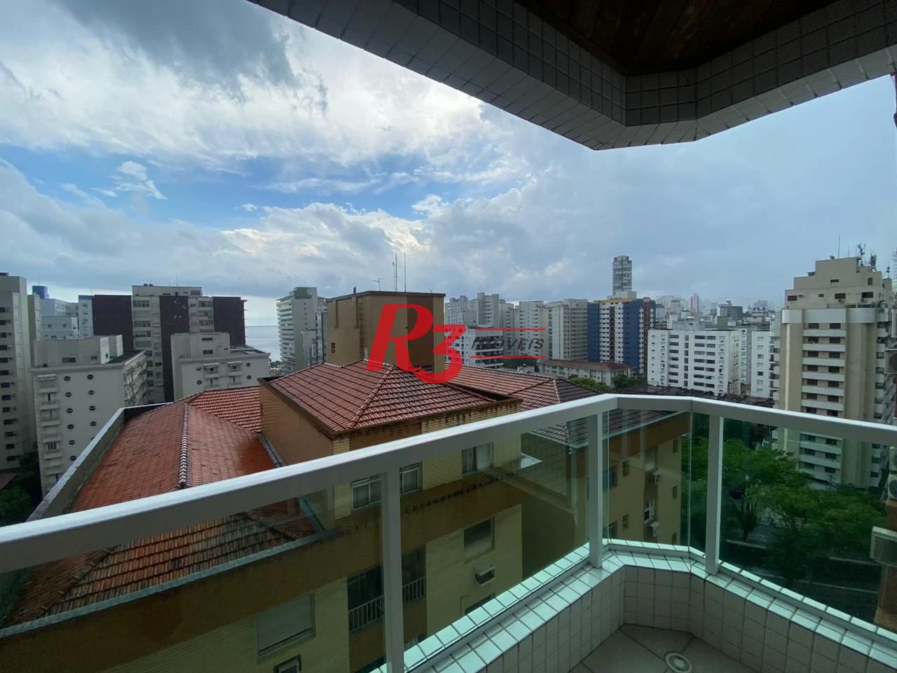 Apartamento com 3 dormitórios à venda, 132 m² por R$ 1.599.900,00 - Embaré - Santos/SP