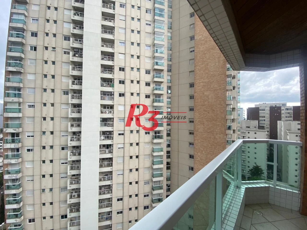 Apartamento com 3 dormitórios à venda, 132 m² por R$ 1.599.900,00 - Embaré - Santos/SP