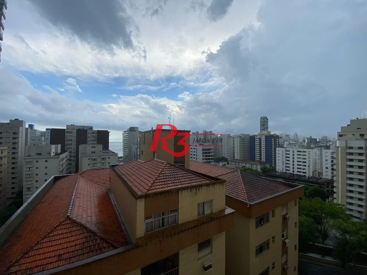 Apartamento com 3 dormitórios à venda, 132 m² por R$ 1.599.900,00 - Embaré - Santos/SP