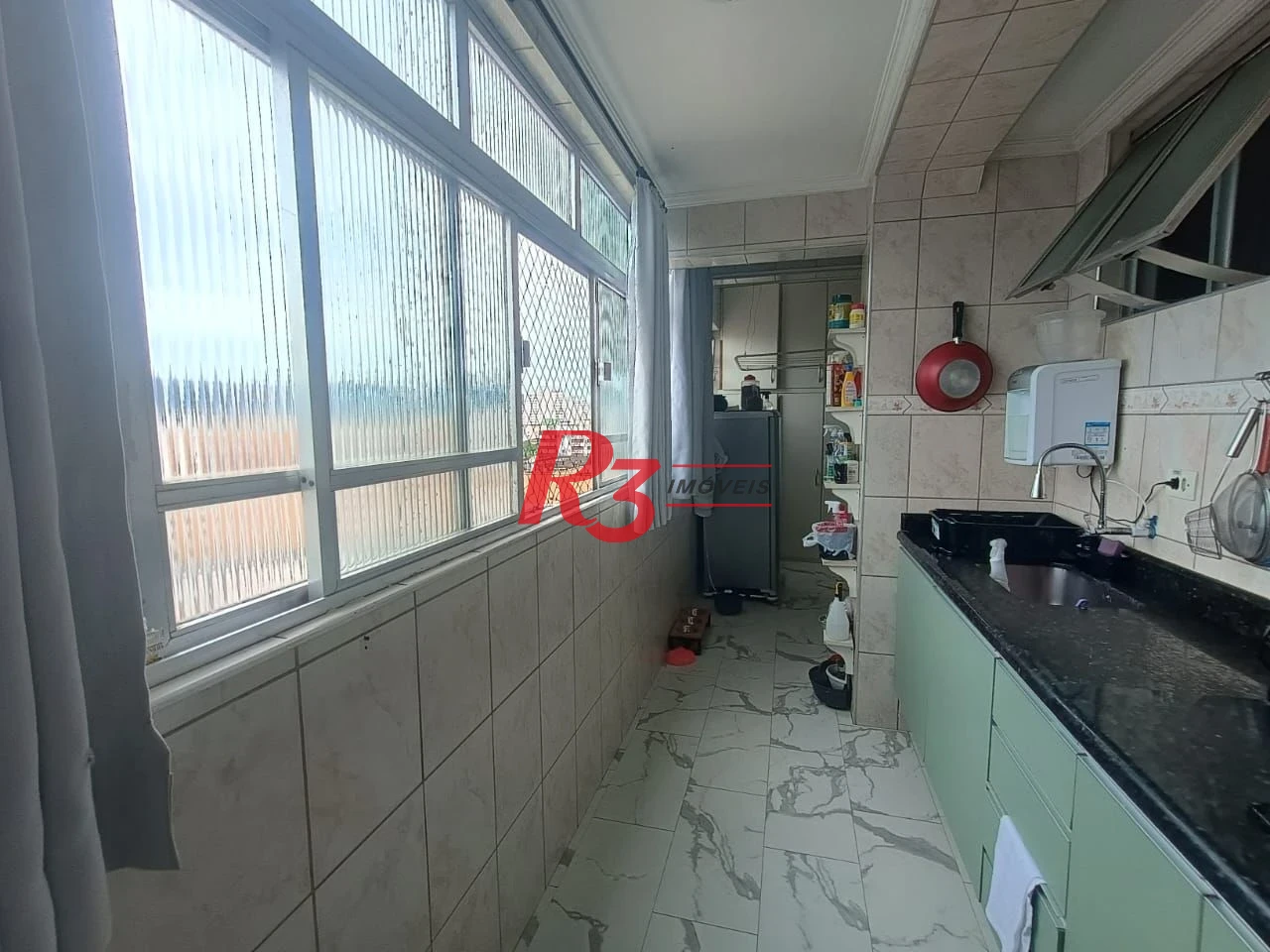 Apartamento com 3 dormitórios à venda, 110 m² por R$ 400.000,00 - Centro - São Vicente/SP