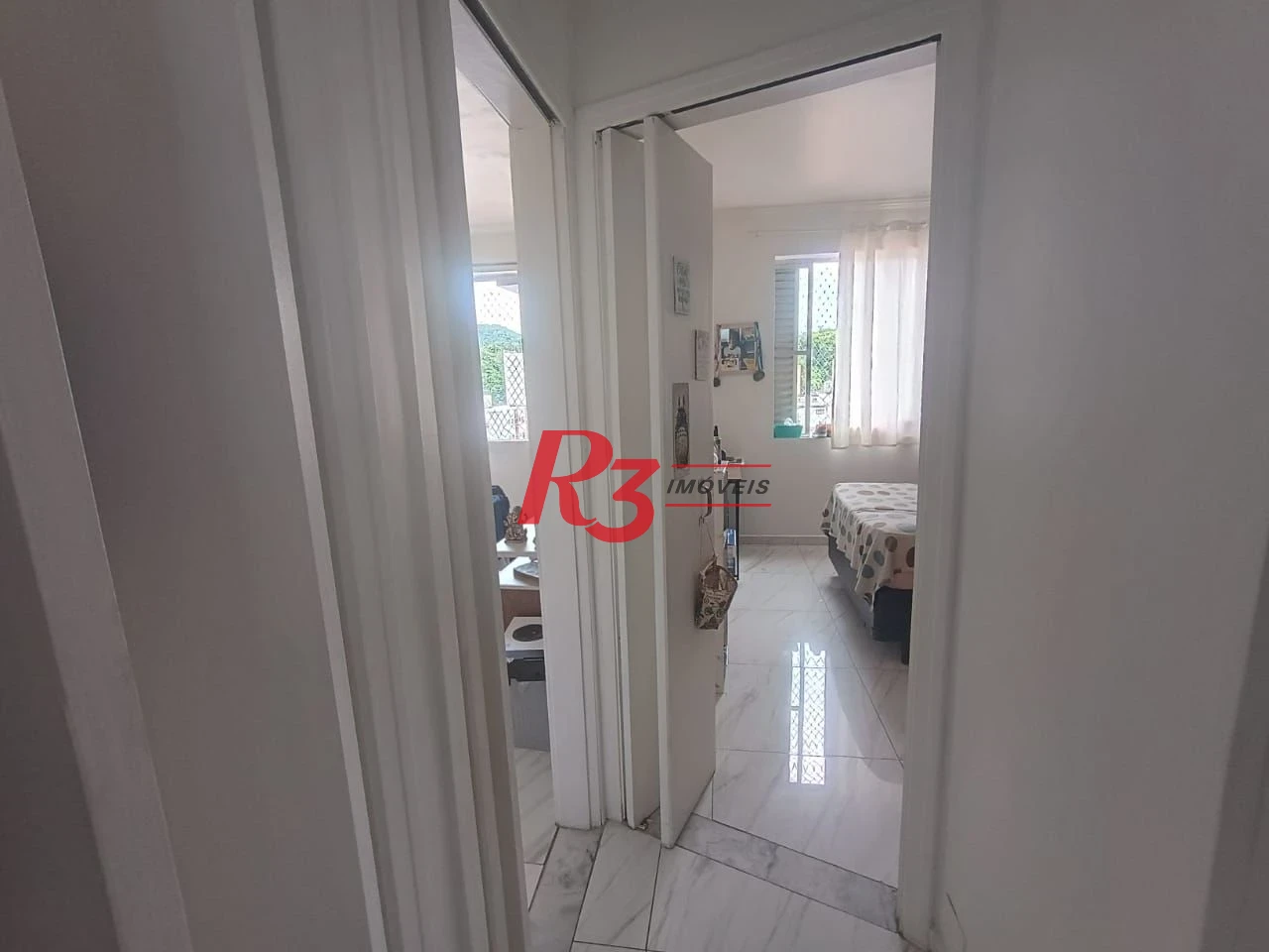 Apartamento com 3 dormitórios à venda, 110 m² por R$ 400.000,00 - Centro - São Vicente/SP