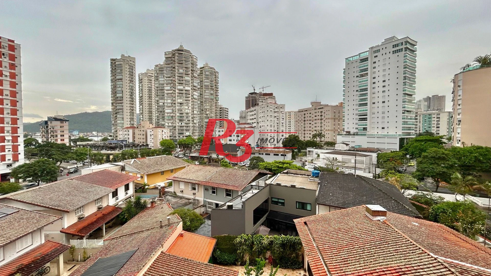 Apartamento com 2 dormitórios à venda, 106 m² por R$ 750.000,00 - Ponta da Praia - Santos/SP