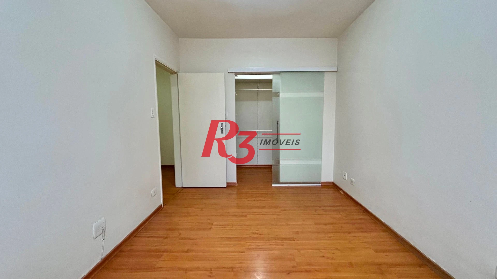 Apartamento com 2 dormitórios à venda, 106 m² por R$ 750.000,00 - Ponta da Praia - Santos/SP