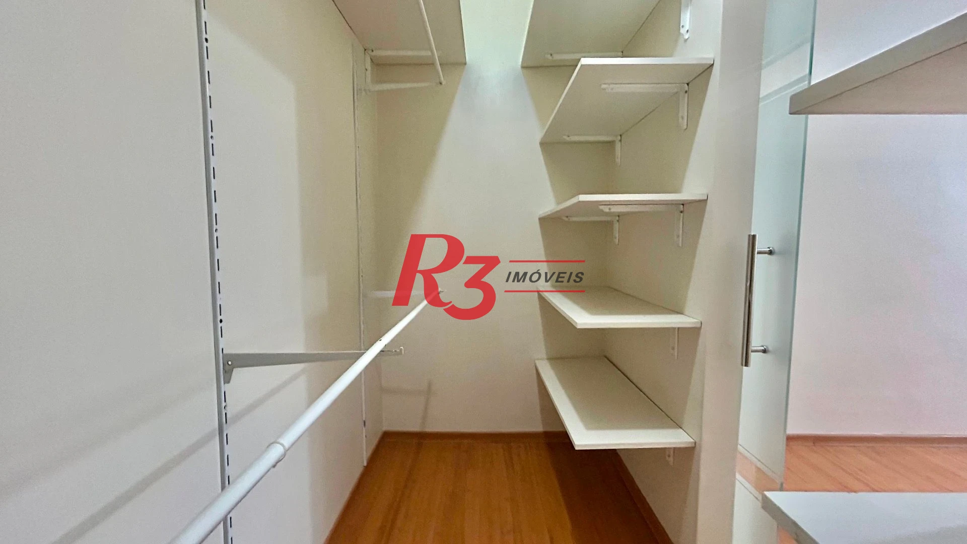 Apartamento com 2 dormitórios à venda, 106 m² por R$ 750.000,00 - Ponta da Praia - Santos/SP