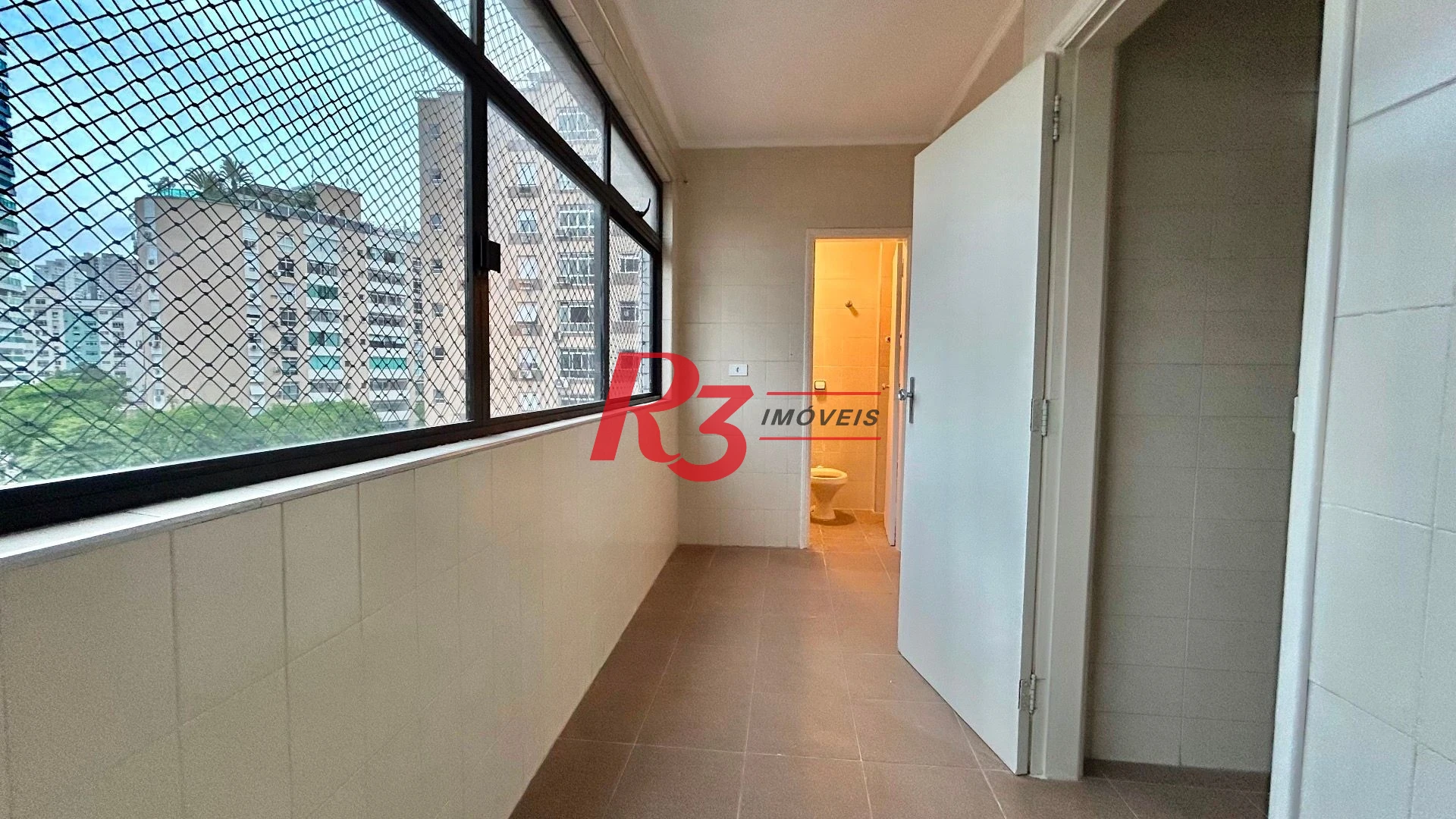Apartamento com 2 dormitórios à venda, 106 m² por R$ 750.000,00 - Ponta da Praia - Santos/SP