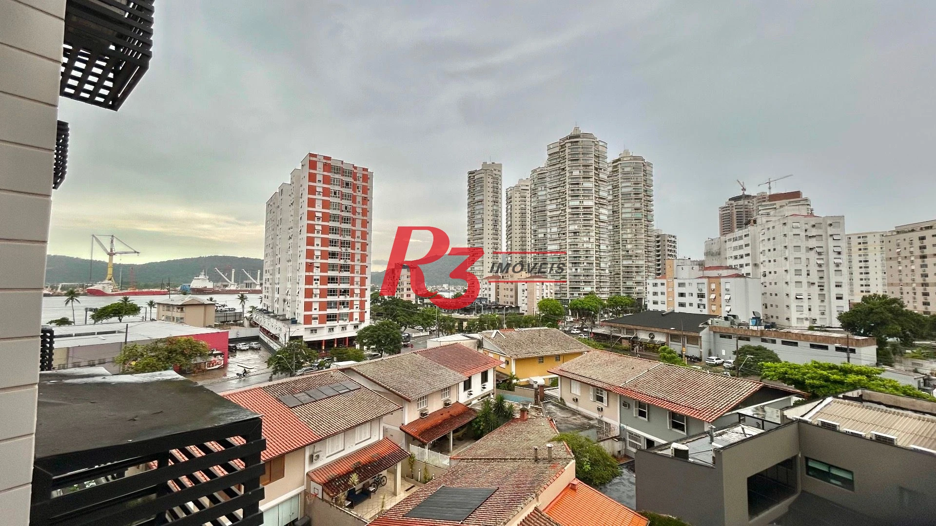 Apartamento com 2 dormitórios à venda, 106 m² por R$ 750.000,00 - Ponta da Praia - Santos/SP