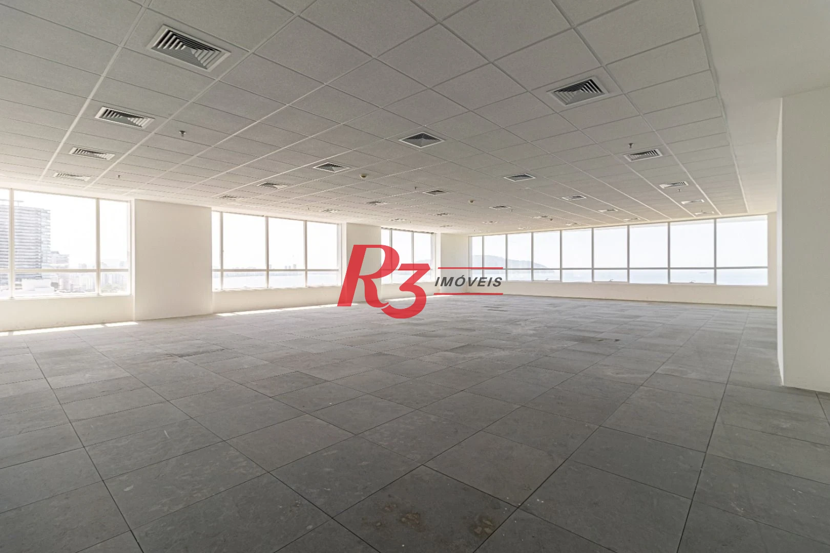 Sala para alugar, 238 m² por R$ 18.752,53/mês - José Menino - Santos/SP