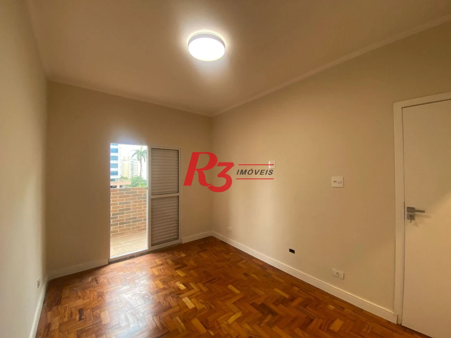 Apartamento com 3 dormitórios à venda, 123 m² por R$ 870.000,00 - Gonzaga - Santos/SP