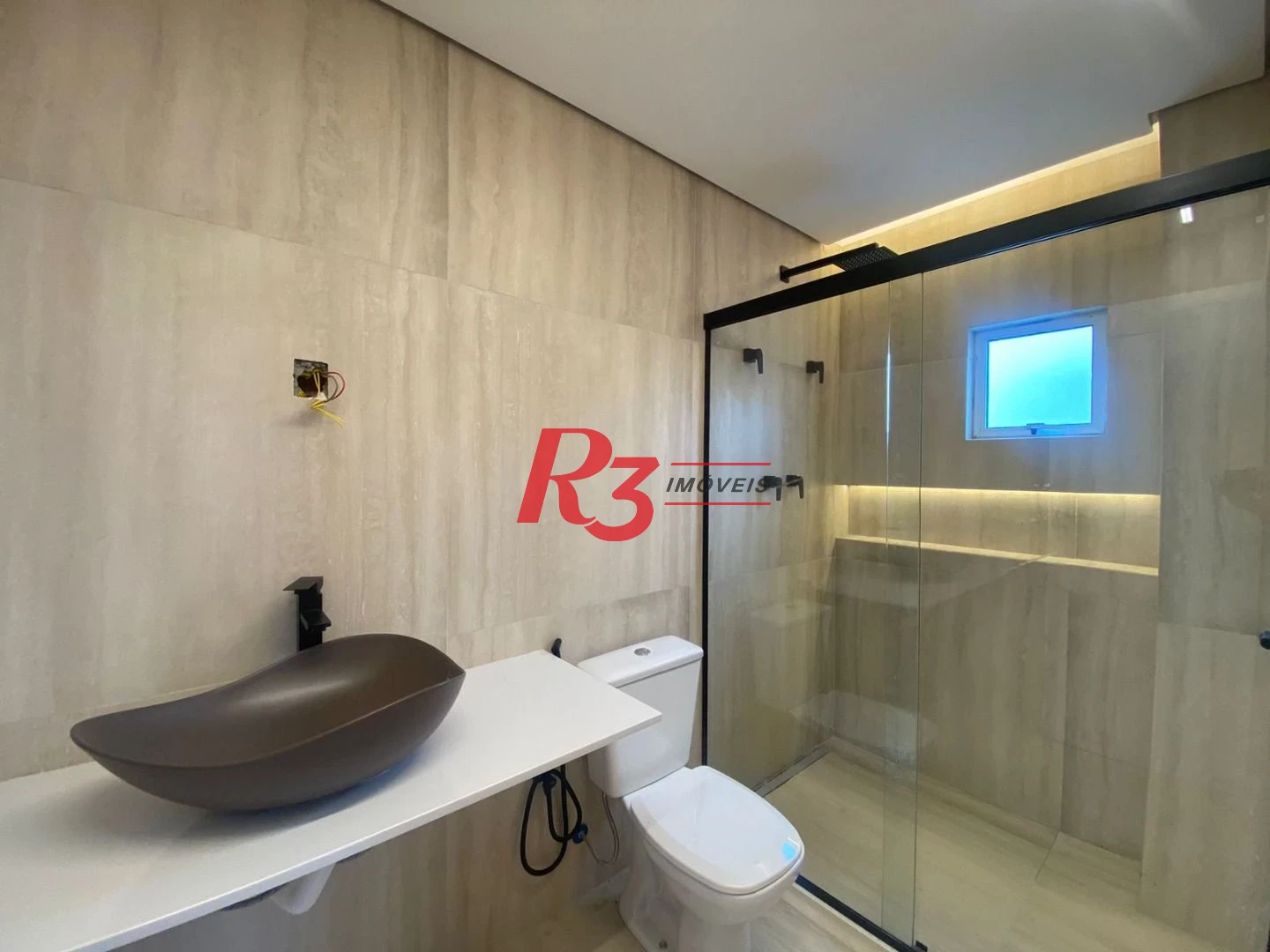 Apartamento com 3 dormitórios à venda, 123 m² por R$ 870.000,00 - Gonzaga - Santos/SP